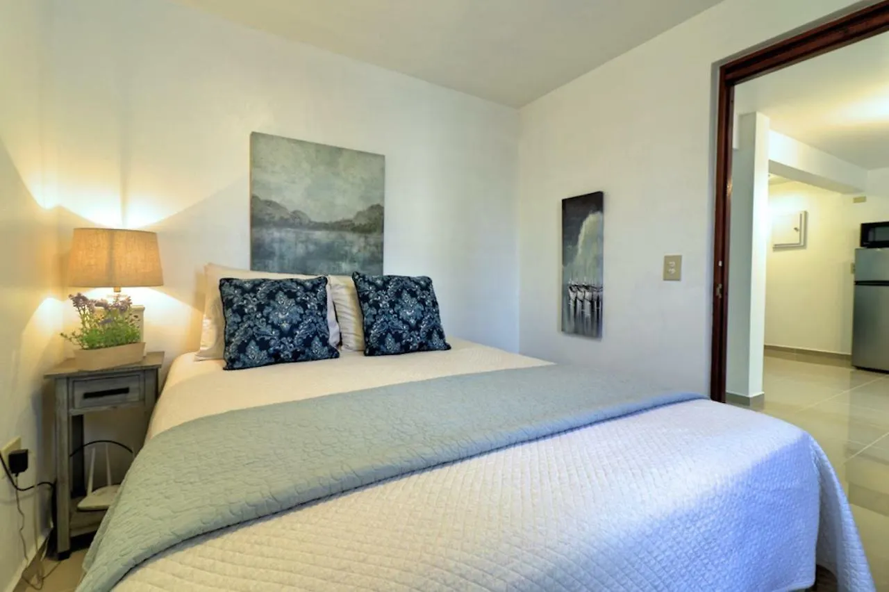 Апарт-отель Placid Suites Сан-Хуан